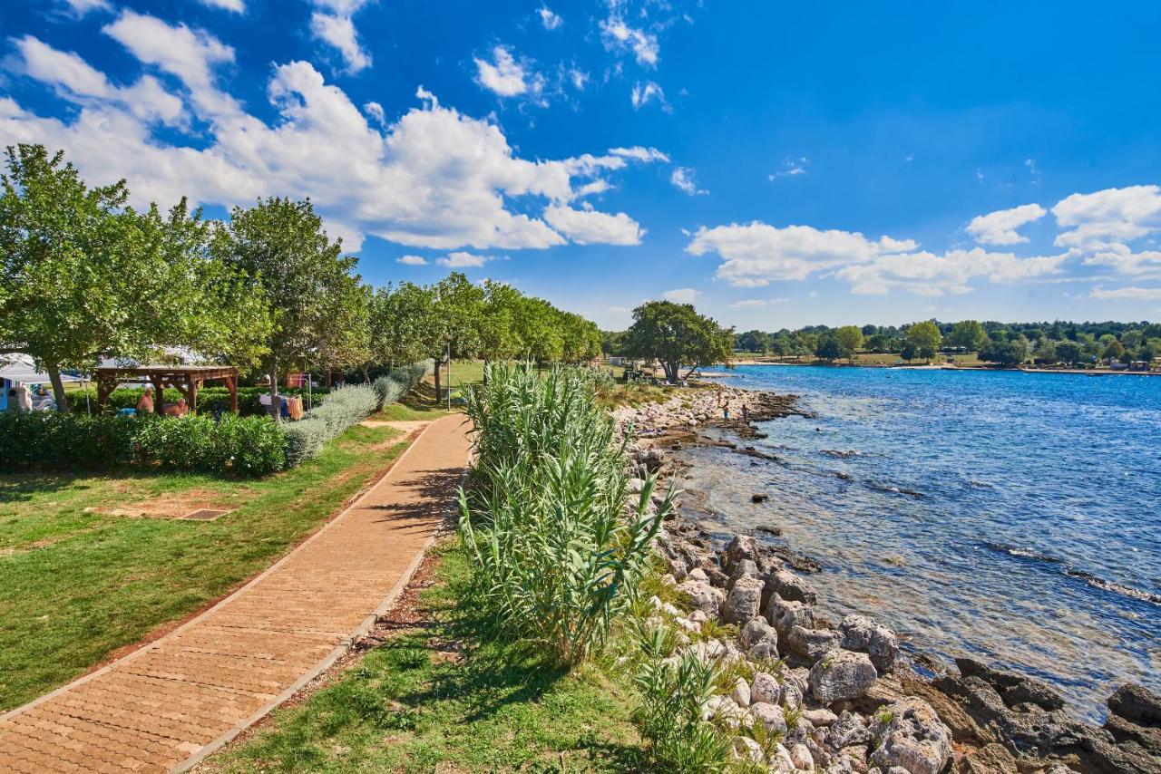 Camping Park Umag Mobile Homes Karigador Exterior photo