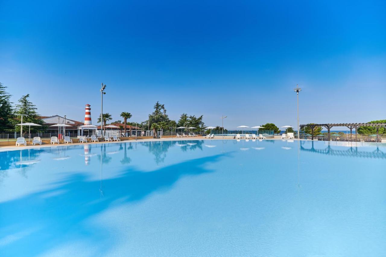Camping Park Umag Mobile Homes Karigador Exterior photo