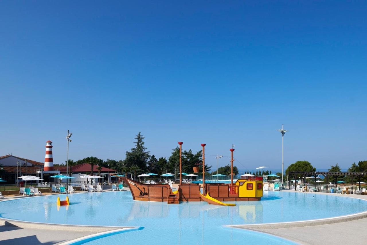 Camping Park Umag Mobile Homes Karigador Exterior photo