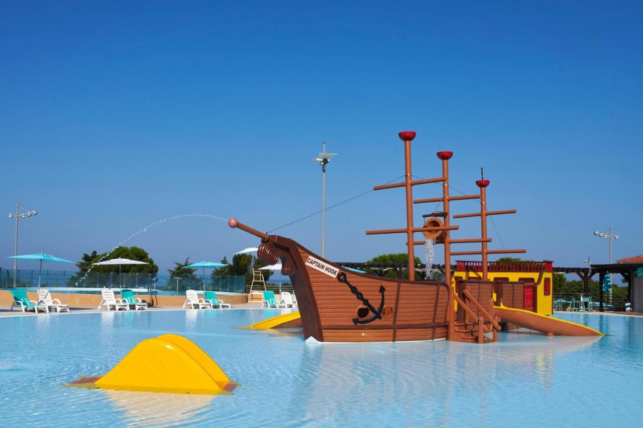 Camping Park Umag Mobile Homes Karigador Exterior photo
